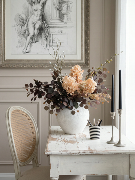 Faux Arrangement - The Nocturne