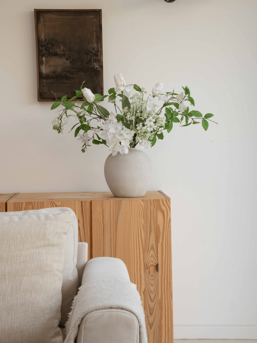 Faux Arrangement - Tulip & Agapanthus White