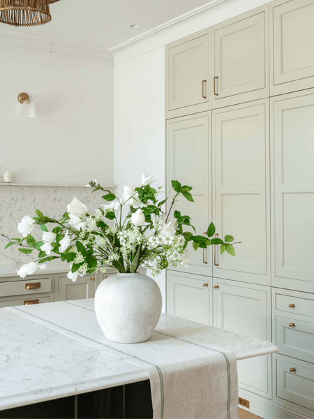 Faux Arrangement - Tulip & Agapanthus White