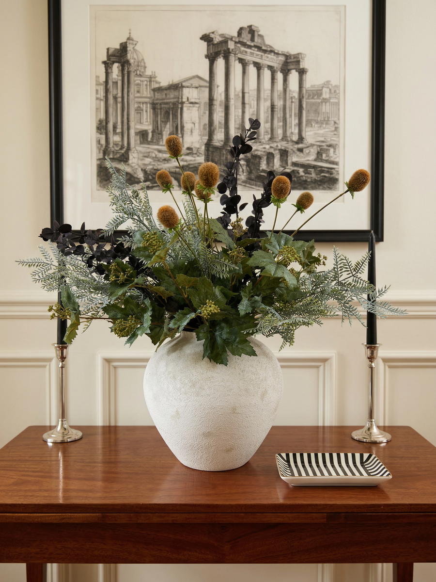Faux Arrangement - The Noir
