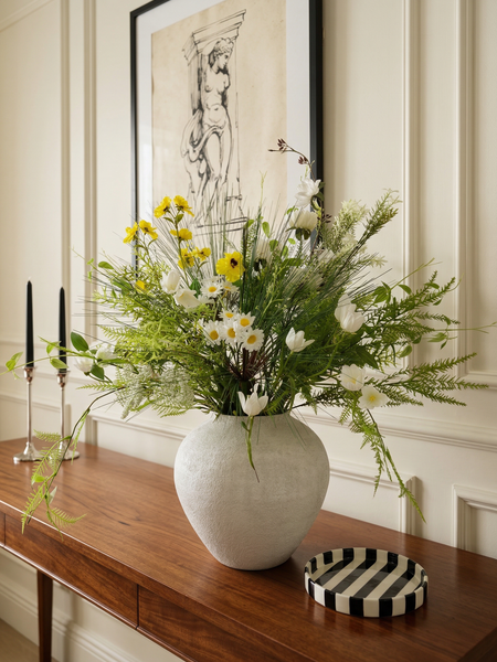 Faux Arrangement - The Daisy