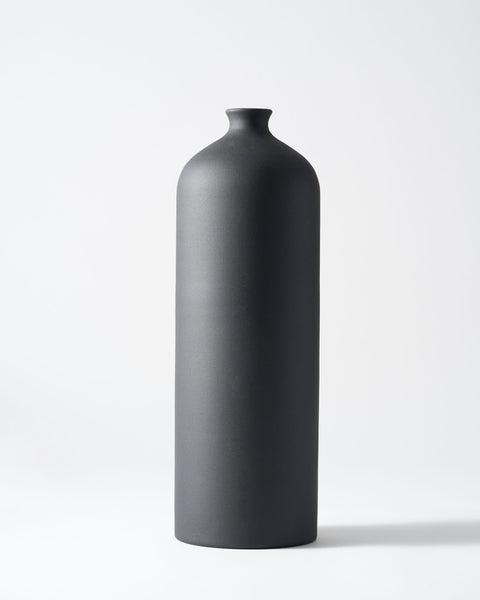 Tall Aria Iron Vase - Matt Black