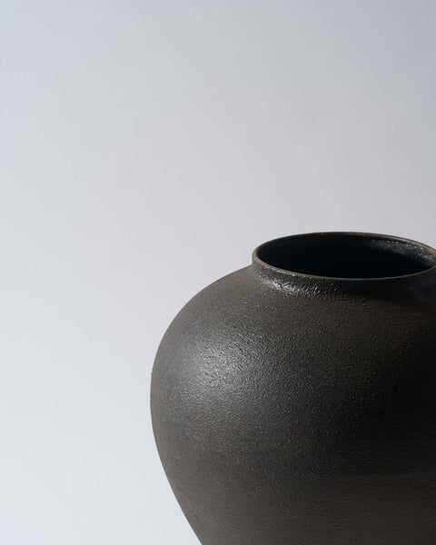 Arina Vase - Black