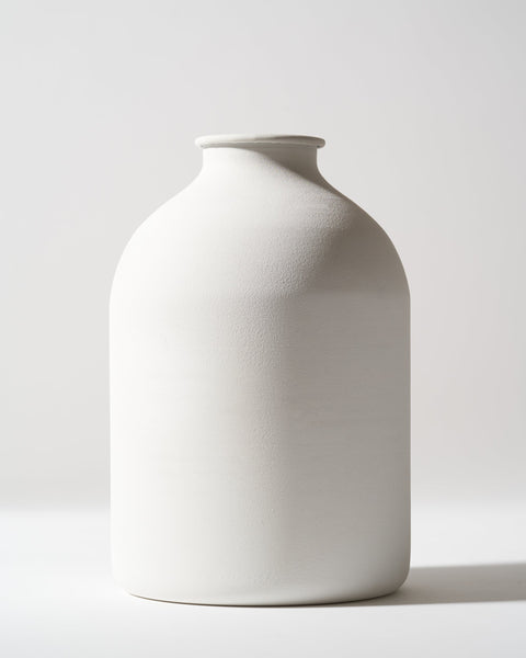 Arlo Vase - Matt White