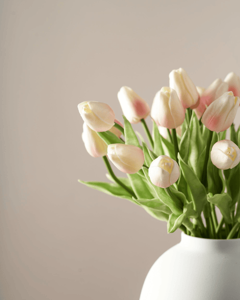 Faux Tulip - Baby pink (25 Stems)