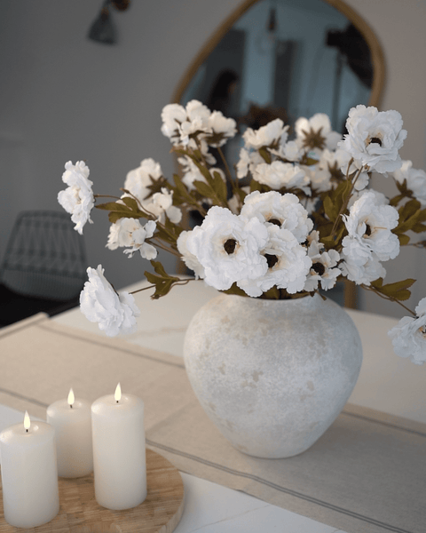 Faux Moutan Peony - White (8 Stems / 46 Peonies)