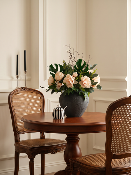 Faux Arrangement - The Amara