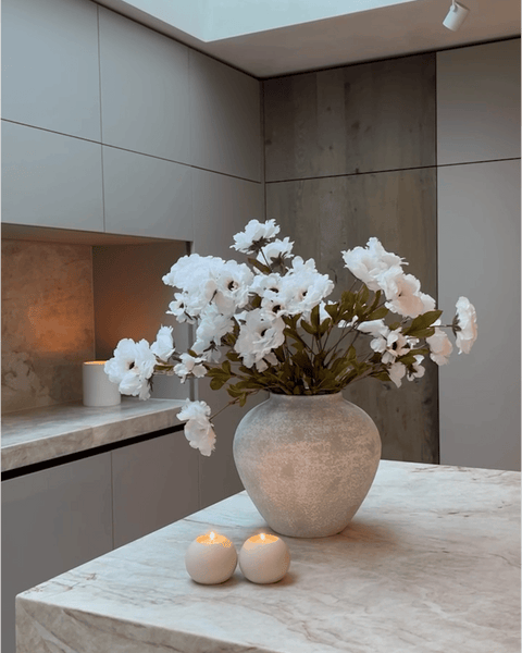 Faux Moutan Peony - White (8 Stems / 46 Peonies)