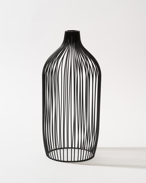 Tall Nala Outline Vase - Black